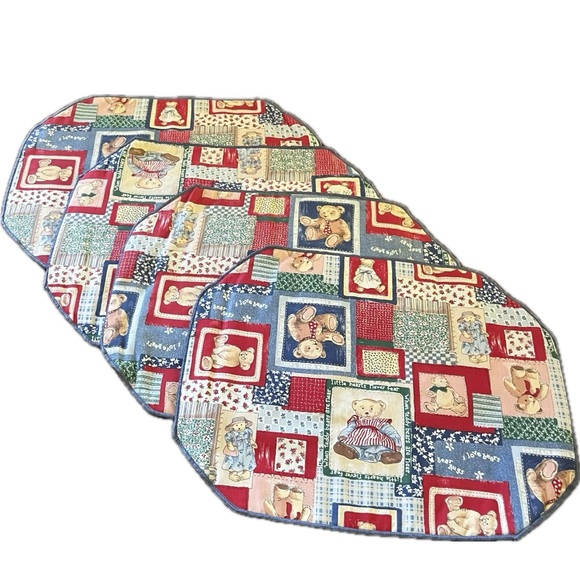 4 bear Placemats bear hugs little hearts, never fear when teddy bears are near - Picture 1 of 6